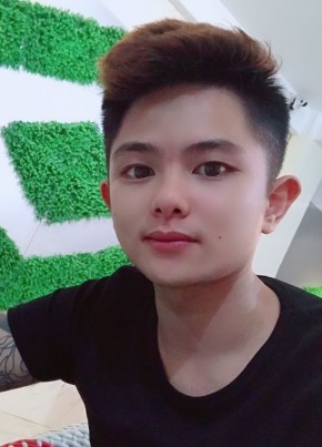 Khánh, 29, Công Hòa Xã Hội Chủ Nghĩa Việt Nam, Hà Nội