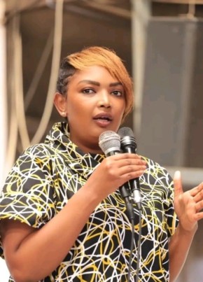 Valentine из Nairobi 26 лет