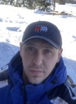 Bond Dzheyms, 32, Saint Petersburg