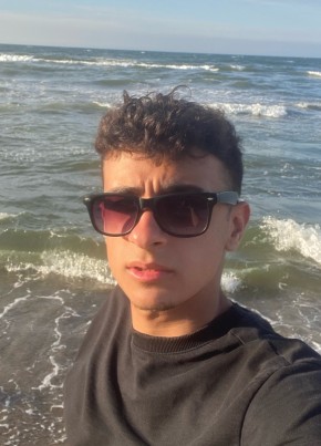 Mehmet ekrem из Congonhas 18 лет