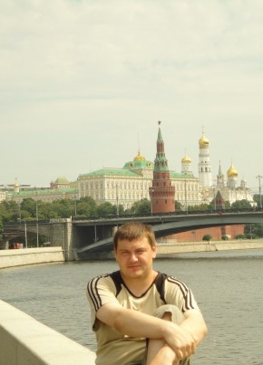 виктор комков, 36, Россия, Псков