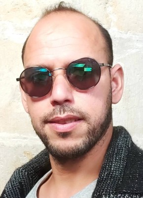 Mohamed, 36, Belgium, Brussels