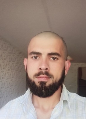 Makhroil, 24, Russia, Moscow