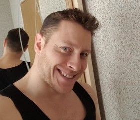 Daniel, 36 лет, Duisburg