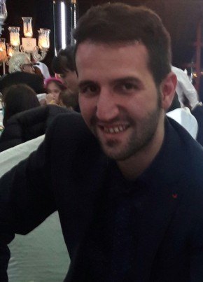 mustafa karaca, 35, Türkiye Cumhuriyeti, İstanbul