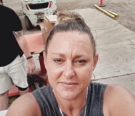 Gloria12, 45, New York City