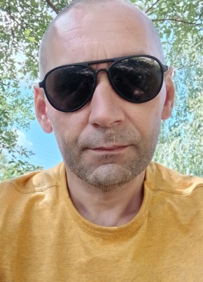 Sergey Kuzmik, 43, Poland, Katowice