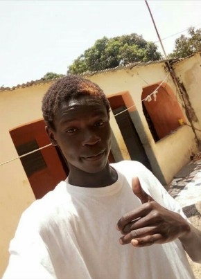 Abdallah, 23, République du Sénégal, Nguékhokh