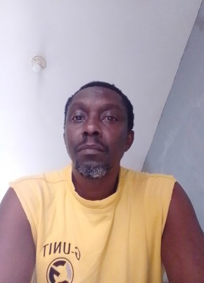 Tim из Kingston 49 лет