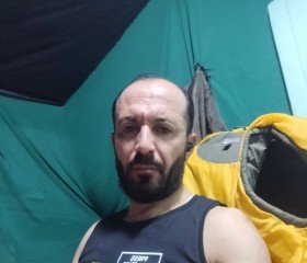 Poyraz, 32, Orumiyeh