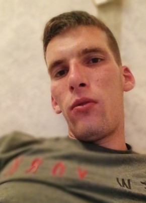 Иван, 24, Россия, Клинцы