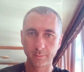 Anton, 44, Yekaterinburg