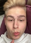 Noaplx, 18, Paris