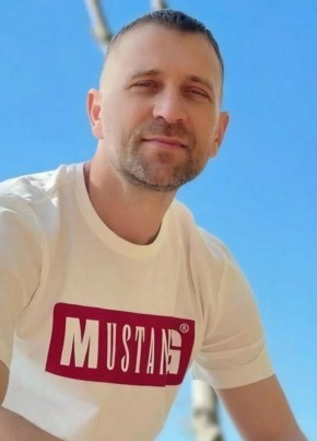 Роман