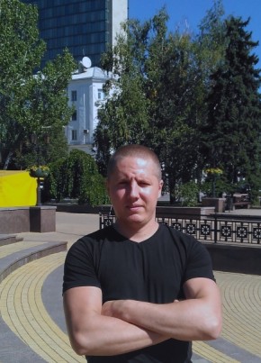 Aleksandr, 37, Russia, Donetsk