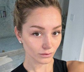 Sophia, 37, Antananarivo