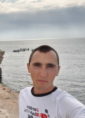 Артем, 31, Россия, Красноперекопск