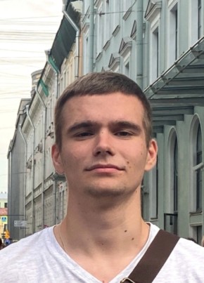 Артур, 27, Россия, Псков