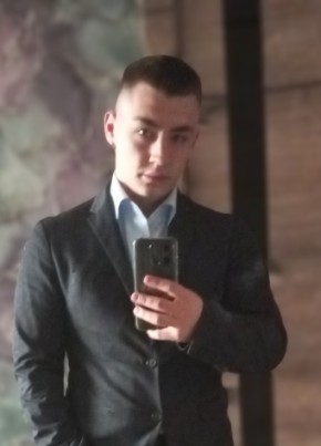 Антон, 29, Россия, Пермь