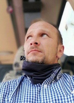Stefan, 49, Romania, Suceava