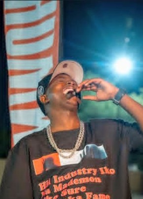 Sammy handsome из Nairobi 20 лет