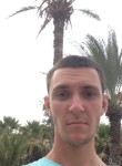 Роман, 23 года