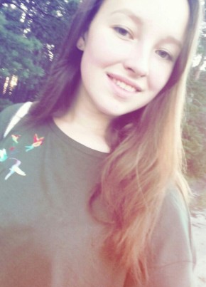 Lena, 26, Россия, Нея