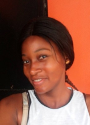Stéphanie , 34, Republic of Cameroon, Douala