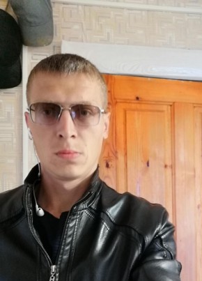 Александр, 34, Россия, Мужи