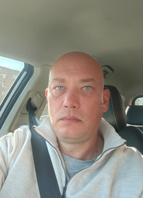 Роман 38 лет
