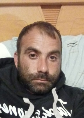 Julio Hidalgo, 36, Estado Español, Burela