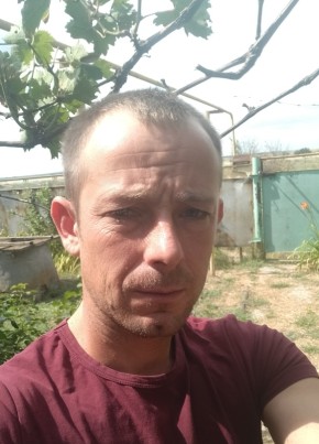 Макс, 35, Россия, Яшалта