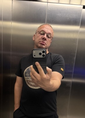 Андрей из Рузы 44 года