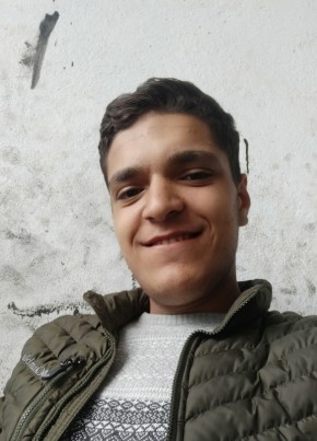 ÖZGÜR EFE, 25, Türkiye Cumhuriyeti, Van