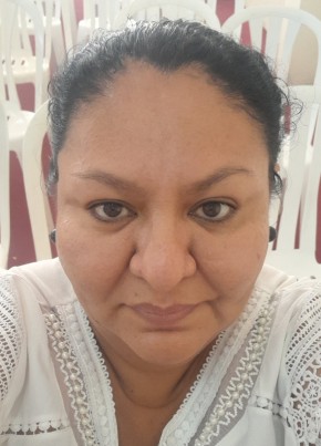Carla из Santa Cruz de la Sierra 40 лет