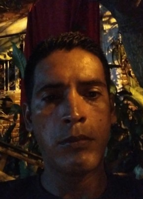 Abraham Cornejo, 37, Estados Unidos Mexicanos, Apatzingán