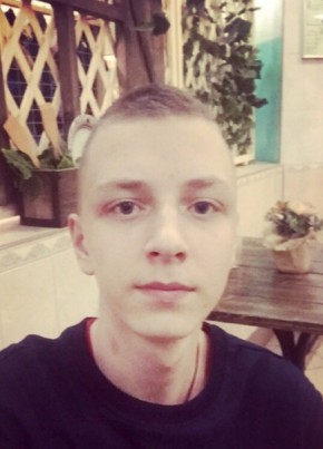 Денис, 23, Россия, Москва