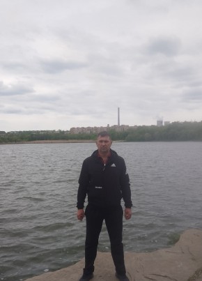 Виктор, 46, Україна, Амвросіївка