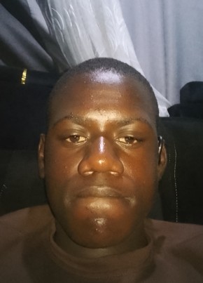 Pascal Chongo из Kitwe 25 лет