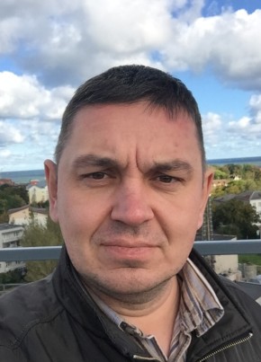 Владимир, 49, Россия, Тамань