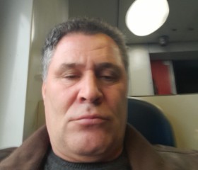 Matei stelu, 23, Adjud