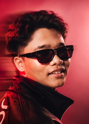 tristan из Lungsod ng Butuan 20 лет