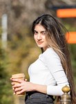 Li, 22  , Yerevan