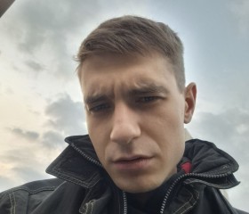 Maks, 23, Perm
