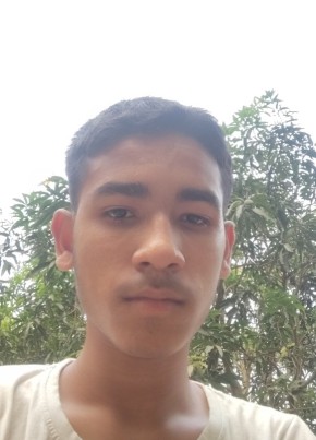 Tushar, 18, India, Ingrāj Bāzār