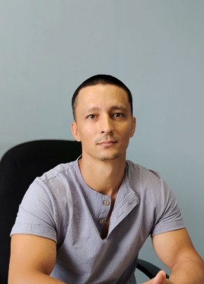 Евгений из Новосибирска 38 лет