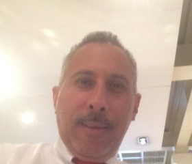 Enrique, 60, San Pedro