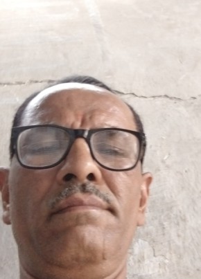 Mukesh Kumar, 50, India, Ahmedabad