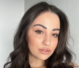 Maya, 27, New York City