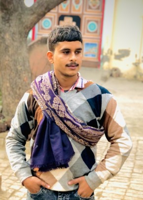 Ashish, 18, India, New Delhi